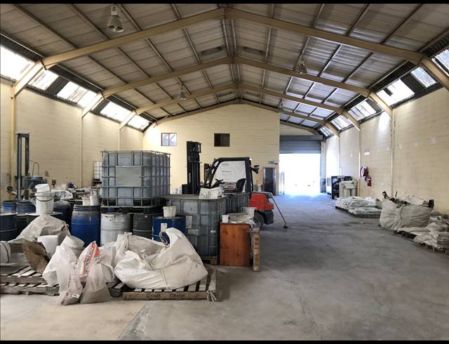 555M² FACTORY FOR SALE IN PAROW CENTRAL